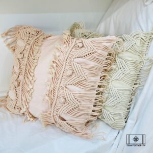 VỎ GỐI MACRAME TUA RUA
