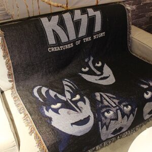 Thảm dệt KISS