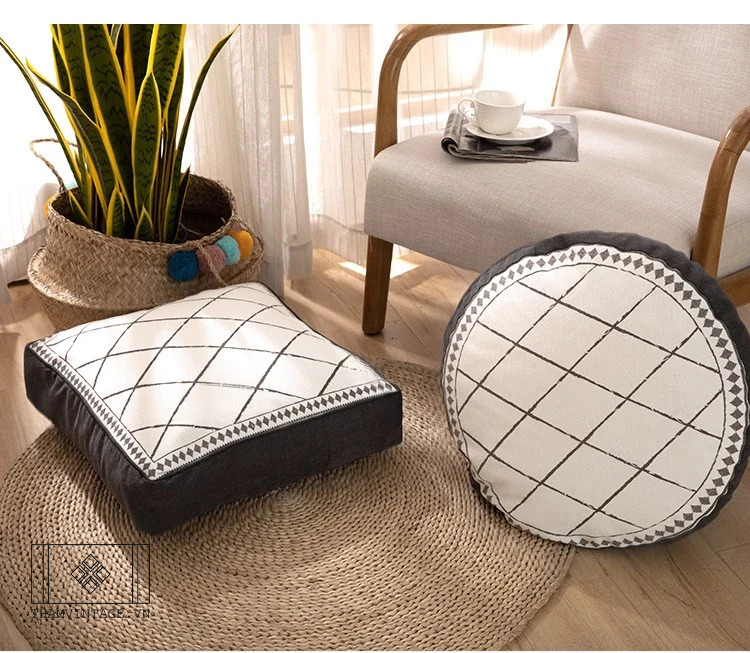 ĐÔN NHỒI HẠT XỐP KẺ TRÁM ĐEN TRẮNG