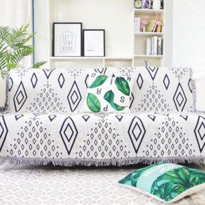 Thảm dệt hình thoi đen trắng
