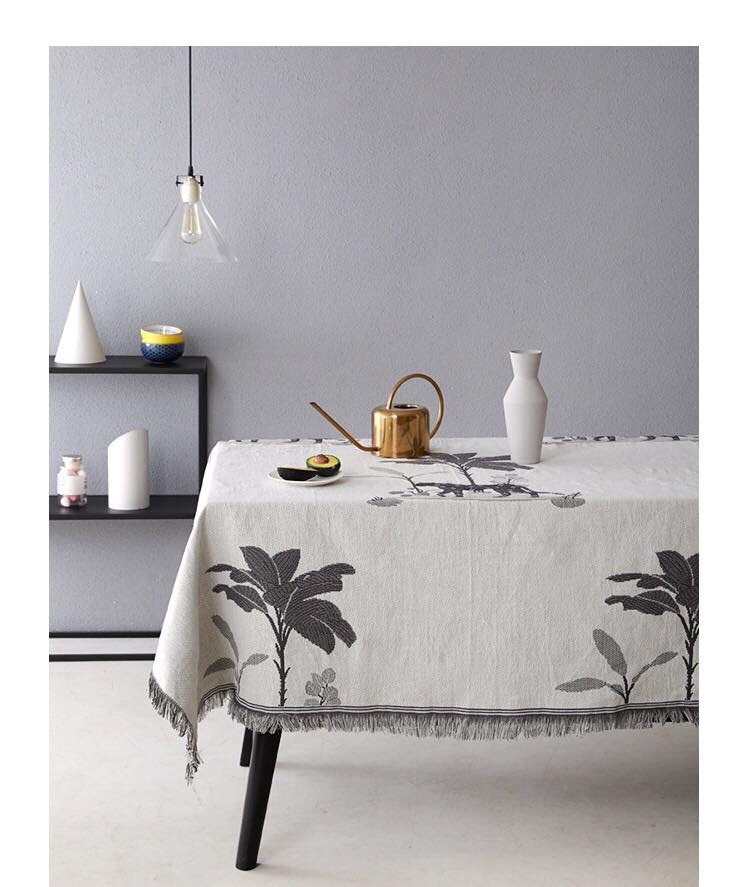Thảm dệt báo đen trắng