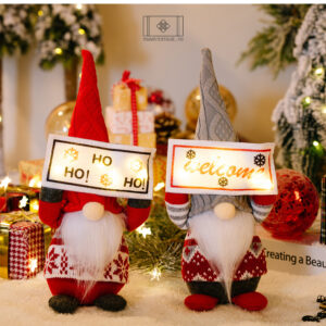 ÔNG GIÀ NOEL BẰNG LEN CẦM BIỂN
