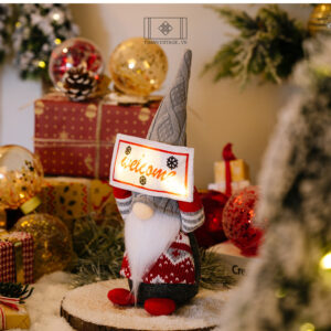 ÔNG GIÀ NOEL BẰNG LEN CẦM BIỂN