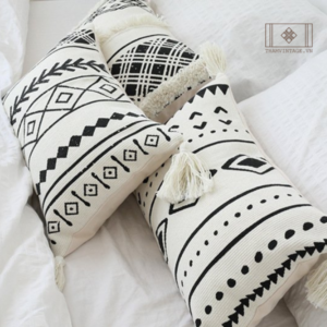 VỎ GỐI DỆT VINTAGE HOA VĂN ĐEN TRẮNG